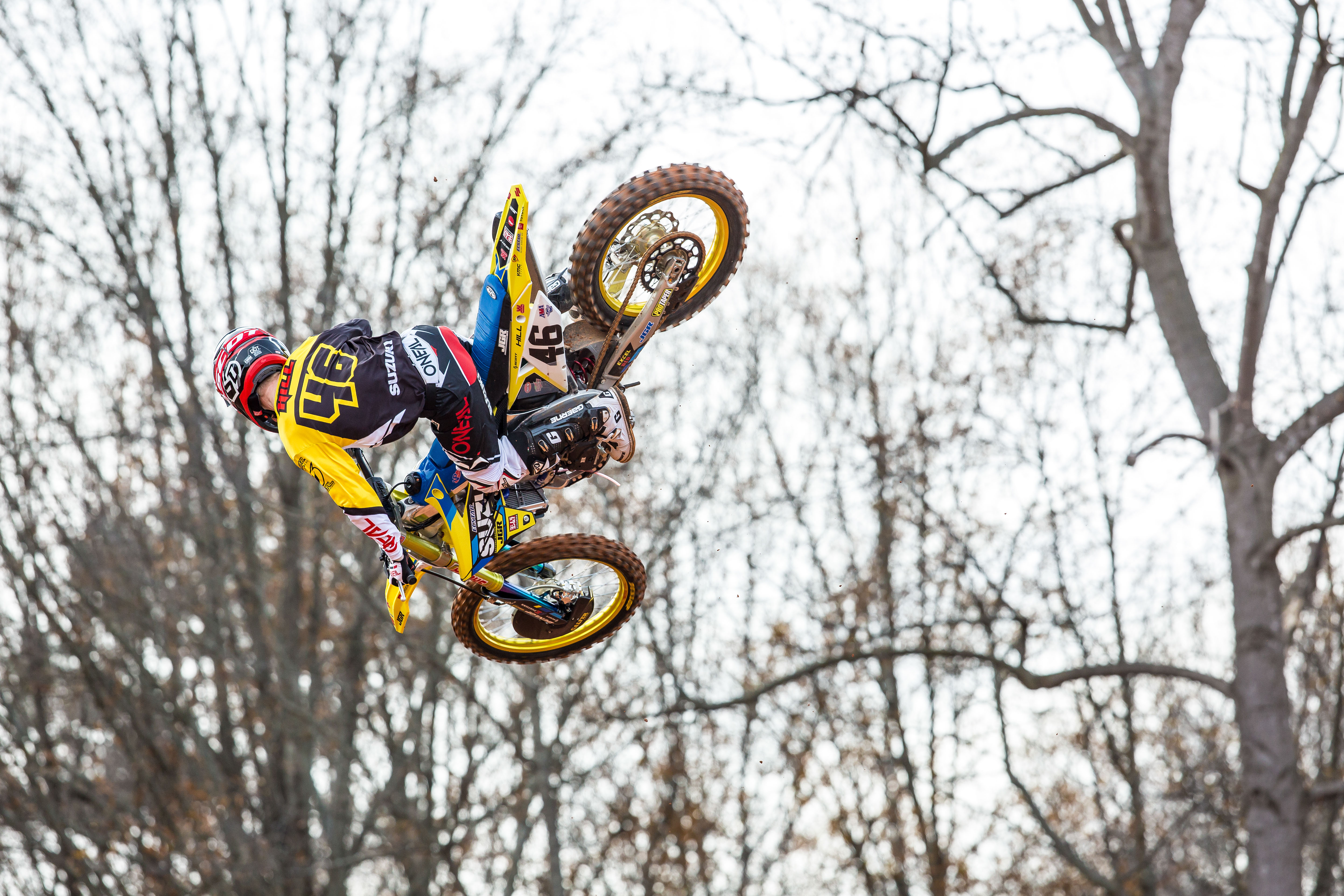 JE Pistons Continues Partnership with JGRMX / Yoshimura / Suzuki